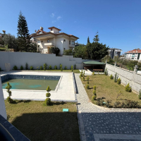 Apartment package in Oba for Turkish citizenship — multiple purchase options in one project