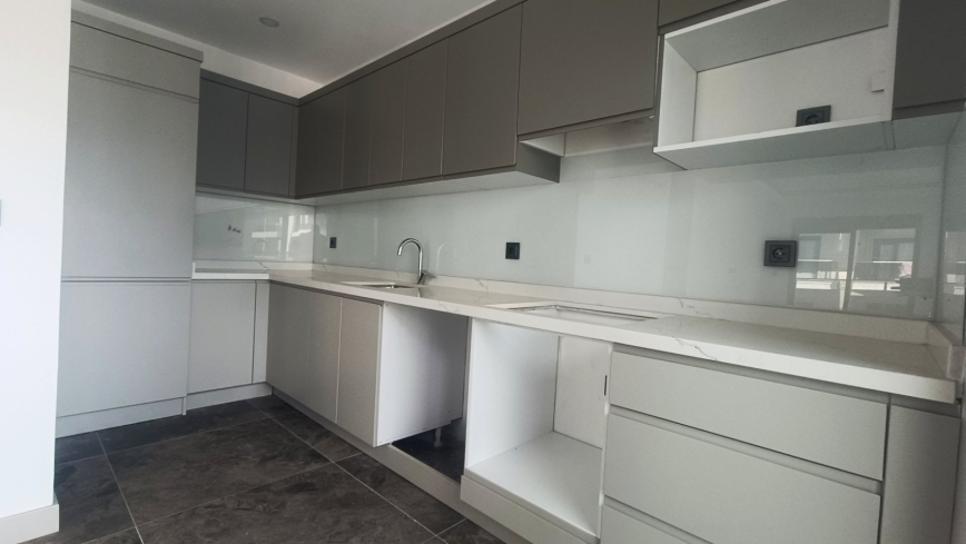 2-Apartment Citizenship Package in Mahmutlar, Alanya — 500 m to the Sea, Rental License, High Liquidity