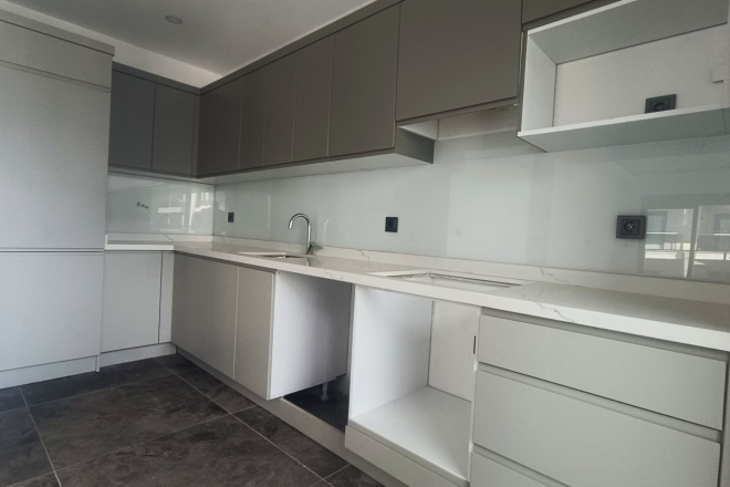 2-Apartment Citizenship Package in Mahmutlar, Alanya — 500 m to the Sea, Rental License, High Liquidity