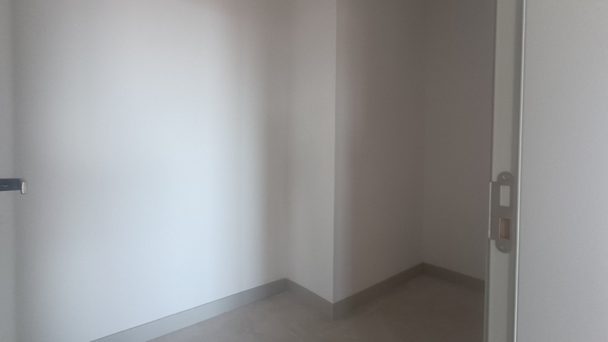 New 3+1 Penthouse in Central Mahmutlar for Turkish Citizenship