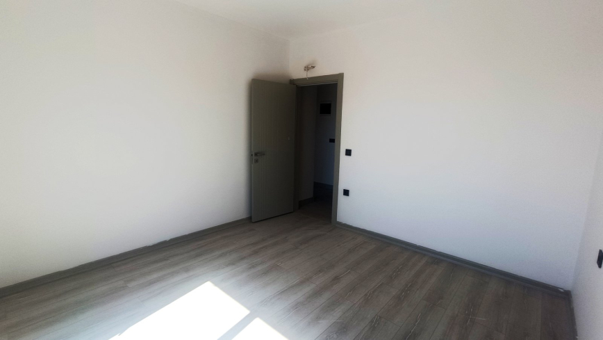 New 3+1 Penthouse in Central Mahmutlar for Turkish Citizenship