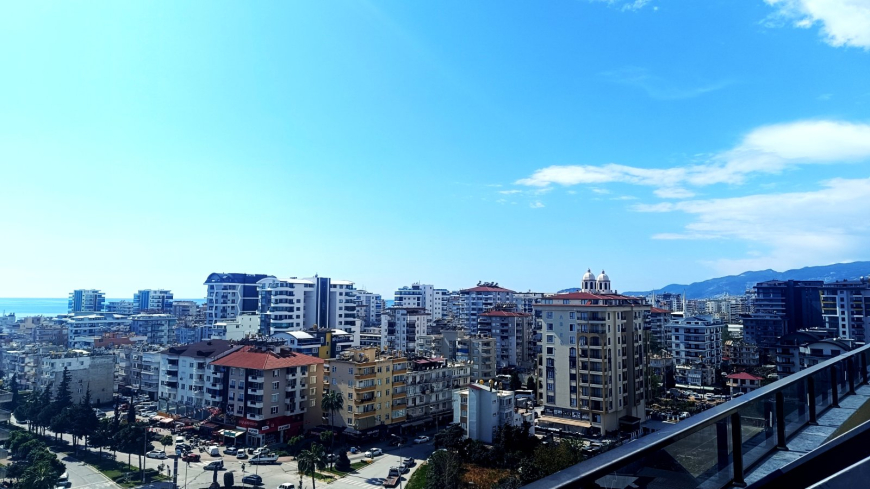 New 3+1 Penthouse in Central Mahmutlar for Turkish Citizenship