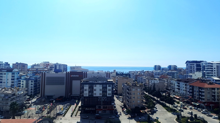 New 3+1 Penthouse in Central Mahmutlar for Turkish Citizenship