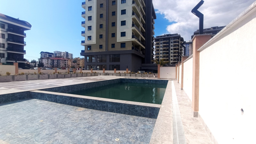 New 3+1 Penthouse in Central Mahmutlar for Turkish Citizenship