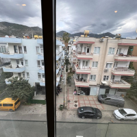 2+1 Apartment in Cleopatra Area, Alanya — 300 m to the Beach, Separate Kitchen, Modern Building