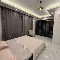 2+1 Apartment in Cleopatra Area, Alanya — 300 m to the Beach, Separate Kitchen, Modern Building