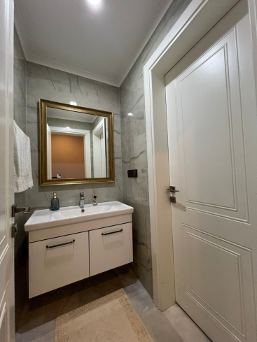 Spacious 3+1 Apartment in Oba, Alanya — 170 m², Separate Kitchen, Furnished, Full Complex, Suitable for Residence Permit