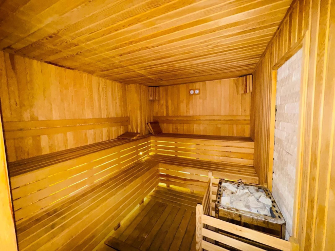 Spacious 3+1 Apartment in Oba, Alanya — 170 m², Separate Kitchen, Furnished, Full Complex, Suitable for Residence Permit