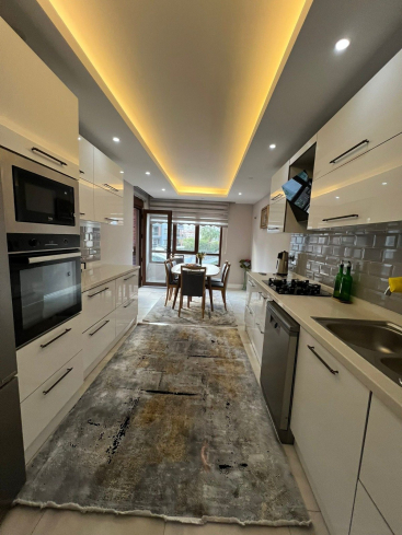 Spacious 3+1 Apartment in Oba, Alanya — 170 m², Separate Kitchen, Furnished, Full Complex, Suitable for Residence Permit