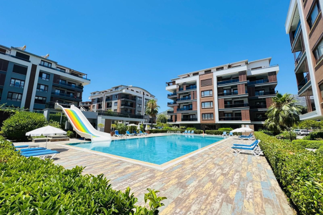 Spacious 3+1 Apartment in Oba, Alanya — 170 m², Separate Kitchen, Furnished, Full Complex, Suitable for Residence Permit