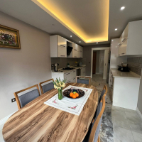 Spacious 3+1 Apartment in Oba, Alanya — 170 m², Separate Kitchen, Furnished, Full Complex, Suitable for Residence Permit