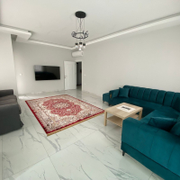 Spacious 2+1 Apartment with Separate Kitchen in Central Alanya Near the Sea