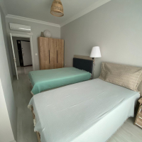 Spacious 2+1 Apartment with Separate Kitchen in Central Alanya Near the Sea