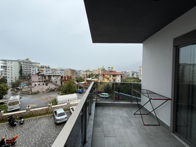 Spacious 2+1 apartment in Tosmur — 600 m to the sea, fully furnished