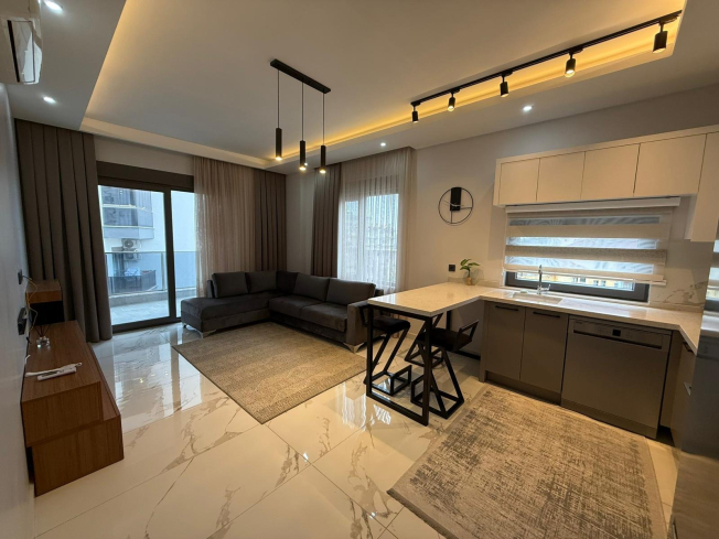 Spacious 2+1 apartment in Tosmur — 600 m to the sea, fully furnished