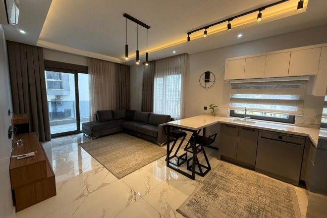 Spacious 2+1 apartment in Tosmur — 600 m to the sea, fully furnished