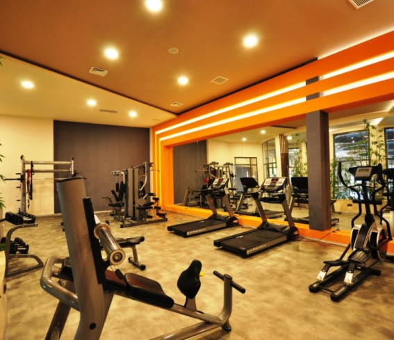 Spacious 3+1 duplex with garden in Kargicak — 100 m to the sea, eligible for citizenship