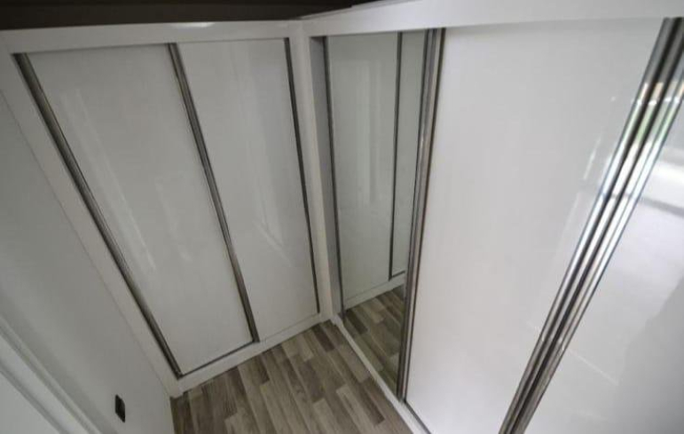 Spacious 3+1 duplex with garden in Kargicak — 100 m to the sea, eligible for citizenship