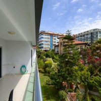 Spacious 3+1 duplex with garden in Kargicak — 100 m to the sea, eligible for citizenship