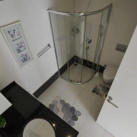 Spacious 3+1 duplex with garden in Kargicak — 100 m to the sea, eligible for citizenship