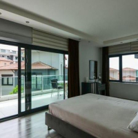 Spacious 3+1 duplex with garden in Kargicak — 100 m to the sea, eligible for citizenship