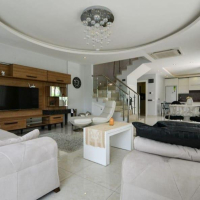 Spacious 3+1 duplex with garden in Kargicak — 100 m to the sea, eligible for citizenship