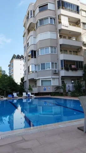 1+1 Apartment in Alanya Center — Ready to Live, Near Alanyum Mall