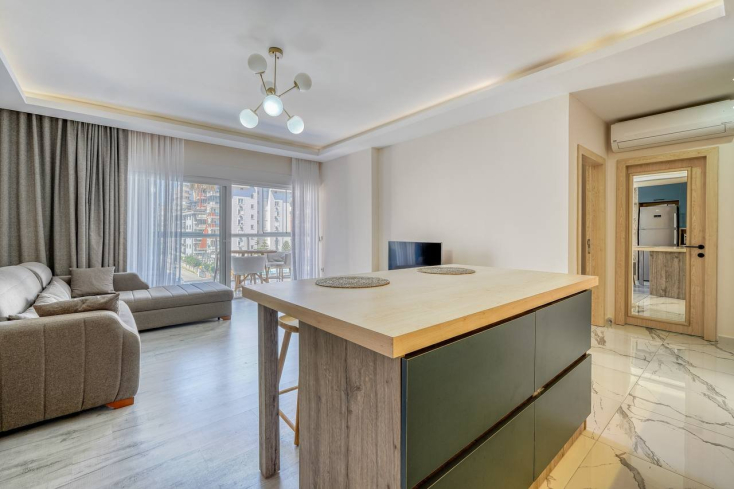Spacious 1+1 apartment in Mahmutlar near the sea — furnished property in Alanya