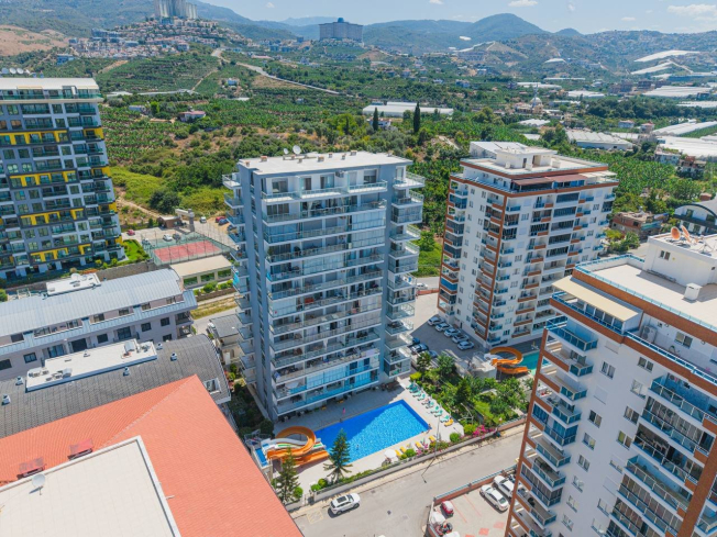 Spacious 1+1 apartment in Mahmutlar near the sea — furnished property in Alanya