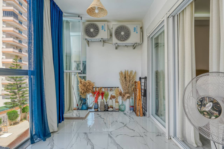 Spacious 1+1 apartment in Mahmutlar near the sea — furnished property in Alanya