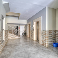 Spacious 1+1 apartment in Mahmutlar near the sea — furnished property in Alanya