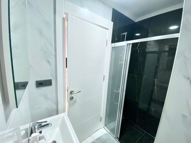 2+1 Apartment in Alanya Near the Sea — Furnished Property in Turkey