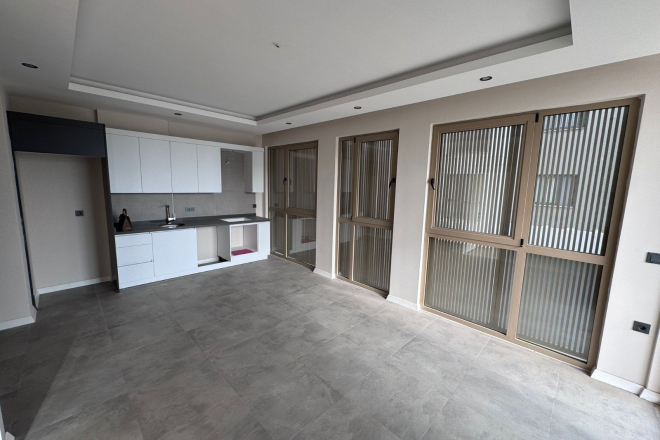 New 1+1 Apartment in Mahmutlar — Property in Alanya Near the Sea for Living or Rental Income