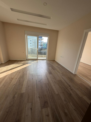 Modern 1+1 apartment in Kargicak — new residence with pool close to the sea