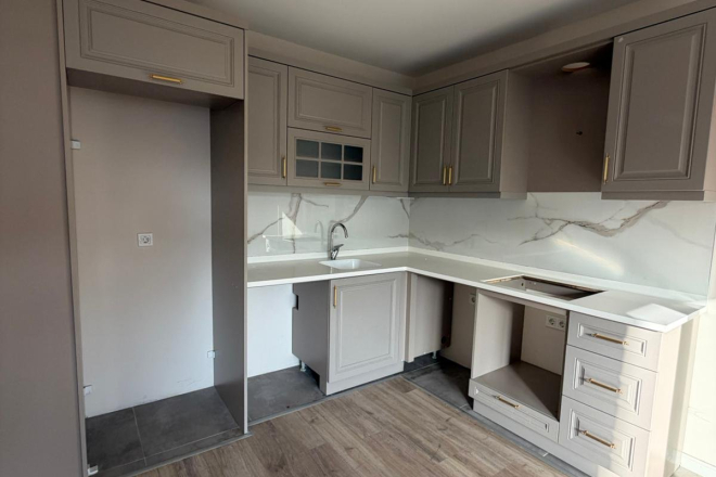 Modern 1+1 apartment in Kargicak — new residence with pool close to the sea