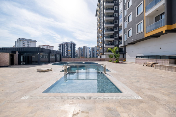 Modern 1+1 apartment in Mahmutlar — new residence with SPA and swimming pools