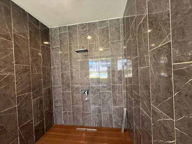 1+1 Apartment in Kargicak Near the Sea — Furnished Property in a Modern Residence