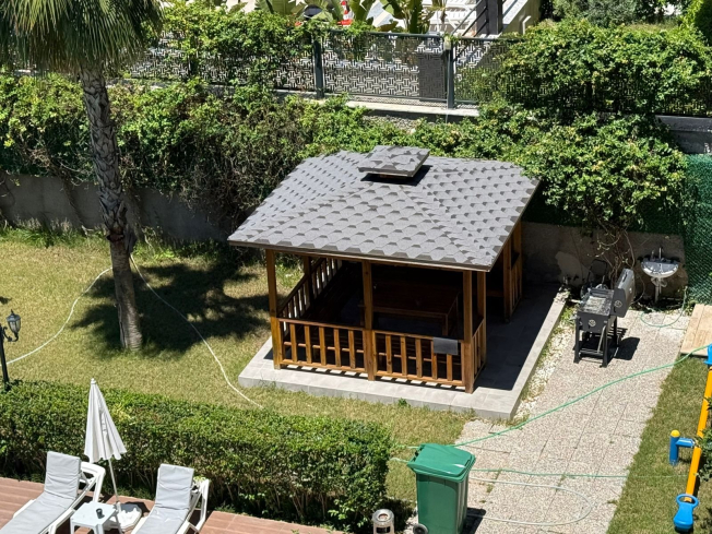 1+1 Apartment in Kargicak Near the Sea — Furnished Property in a Modern Residence