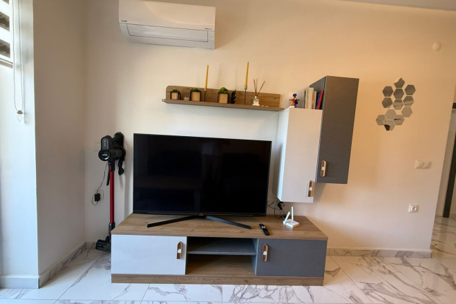 1+1 Apartment in Kargicak Near the Sea — Furnished Property in a Modern Residence