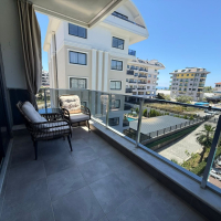 1+1 Apartment in Kargicak Near the Sea — Furnished Property in a Modern Residence