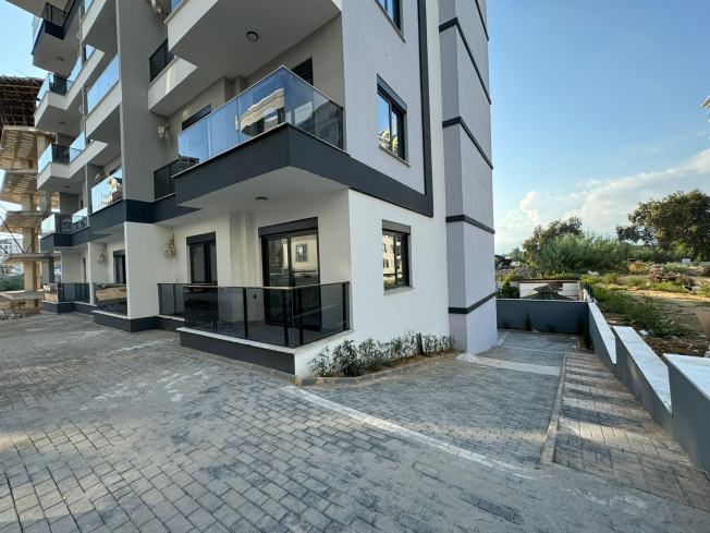 1+1 Apartment in Mahmutlar — New 2026 Building, 600 m from the Sea, €63,000