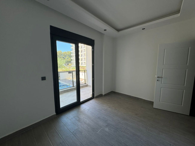 1+1 Apartment in Mahmutlar — New 2026 Building, 600 m from the Sea, €63,000