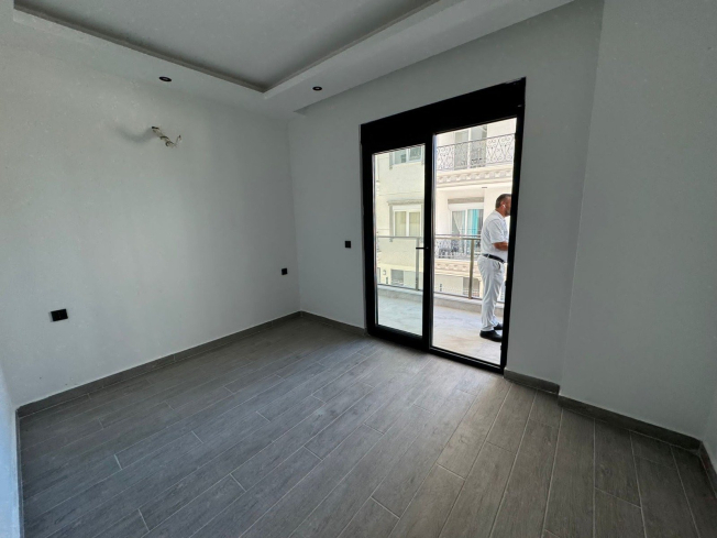 1+1 Apartment in Mahmutlar — New 2026 Building, 600 m from the Sea, €63,000