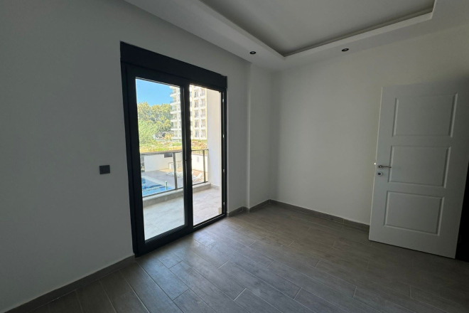 1+1 Apartment in Mahmutlar — New 2026 Building, 600 m from the Sea, €63,000