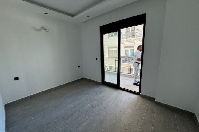 1+1 Apartment in Mahmutlar — New 2026 Building, 600 m from the Sea, €63,000