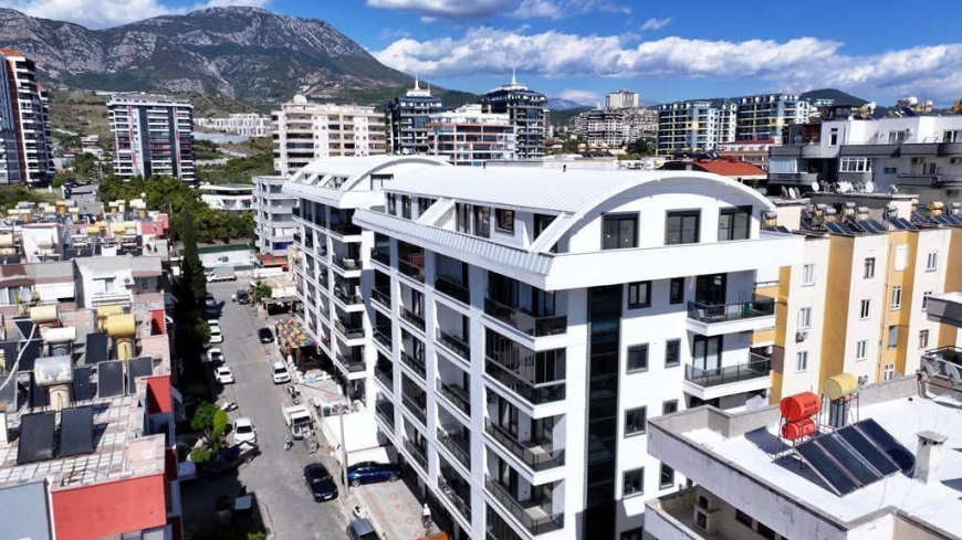 1+1 Apartment in Mahmutlar — New 2025 Residence, Furnished, 350 m from the Sea