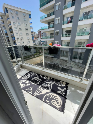 1+1 Apartment in Mahmutlar — Furnished Property with Pool, Sauna and 400 m to the Sea