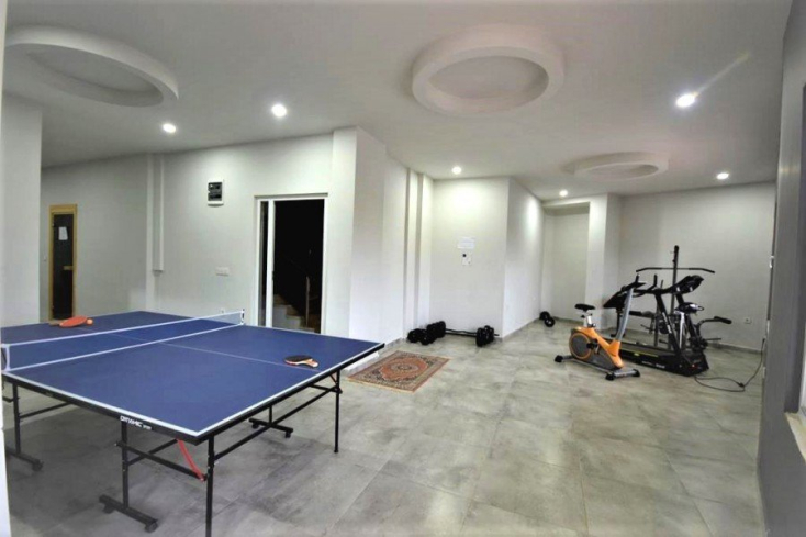 1+1 Apartment in Mahmutlar — Furnished Property with Pool, Sauna and 400 m to the Sea