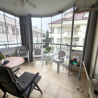 2+1 Apartment in Alanya Center — 300 m to the Sea, Furnished, Pool and Residence Permit Potential