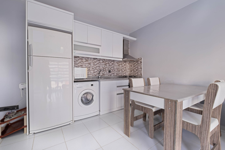 Affordable 1+1 Apartment in Mahmutlar — Furnished, Pool and 500 m from the Sea